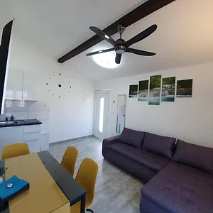 Callista Apartman